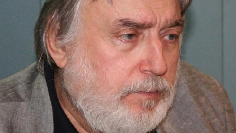 Controverse politice la Iasi dupa ce subprefectul a propus montarea unei statui care sa-l reprezinte pe A. Paunescu Imagine