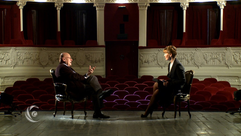 CONVERSAtII ESENtIALE. Razvan Theodorescu vorbeste despre inceputul carierei sale de... muncitor Imagine