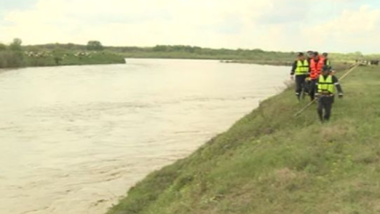 Copii cautati in Dunare, dupa ce au disparut de acasa ieri Imagine