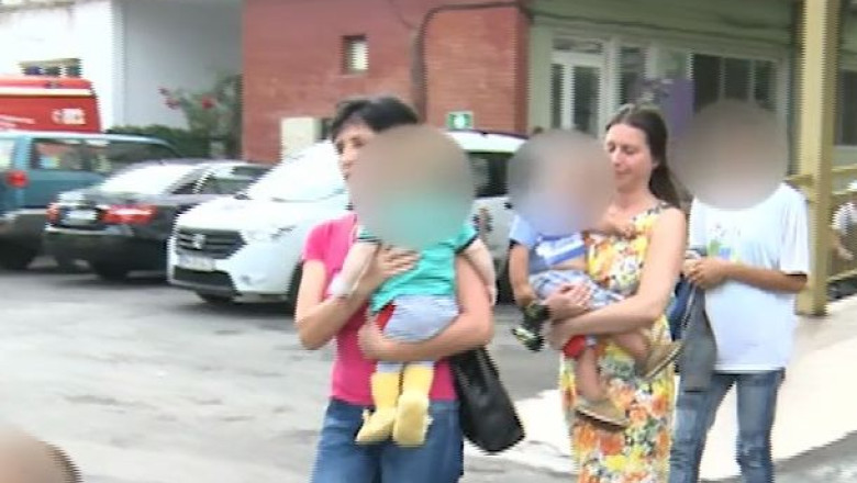 Copiii abandonati au fost trimisi la Sibiu. Micutii care au fost parasiti in centrul Timisoarei au varste intre unu si patru ani Imagine