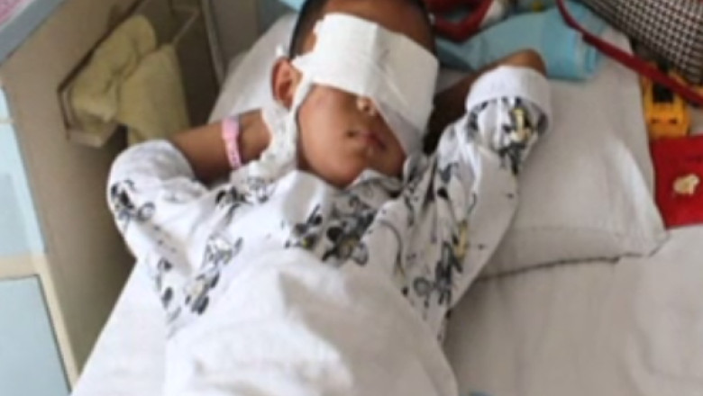 Copil mutilat in China. Traficantii de organe i-au scos ochii pentru a lua corneea Imagine
