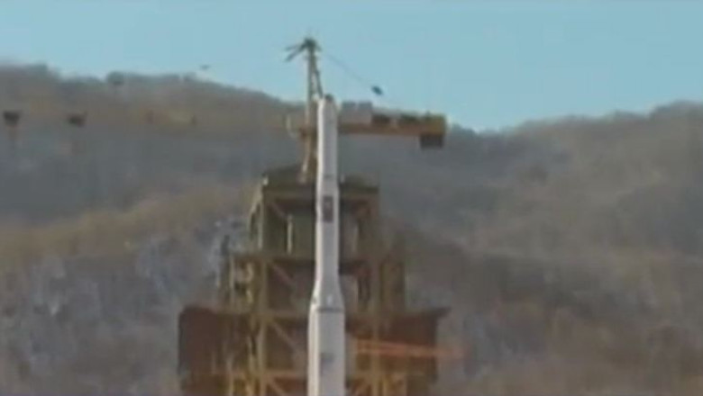 Coreea de Nord a lansat in mare alte doua rachete, pentru a treia zi consecutiv Imagine