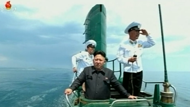 Coreea de Nord a lansat un submarin capabil sa transporte rachete balistice Imagine