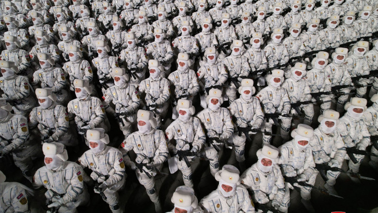 Coreea de Nord a rupt acordul militar cu Coreea de Sud. „Vom desfasura forte armate mai puternice” la granita Imagine