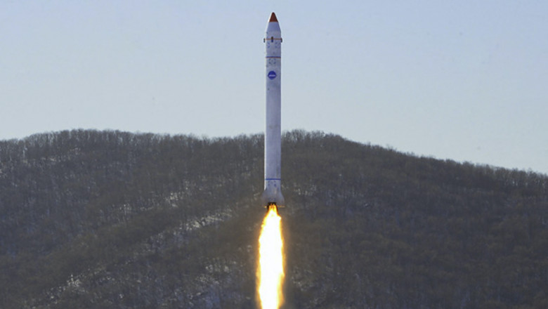 Coreea de Nord sustine ca a testat cu succes un satelit-spion Imagine