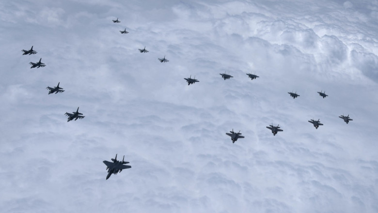 Coreea de Sud si SUA isi aliniaza cele mai puternice avioane de lupta. Mesajul transmis Coreei de Nord Imagine