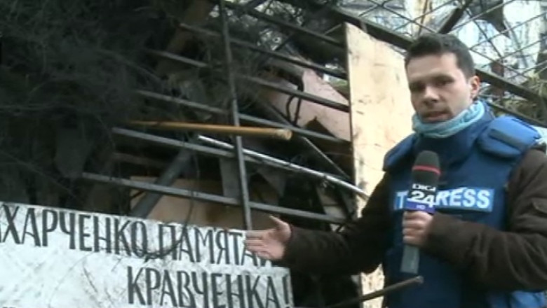 CORESPONDENTA DIN KIEV. O pancarta din Piata Independentei aminteste de soarta lui Nicolae Ceausescu Imagine