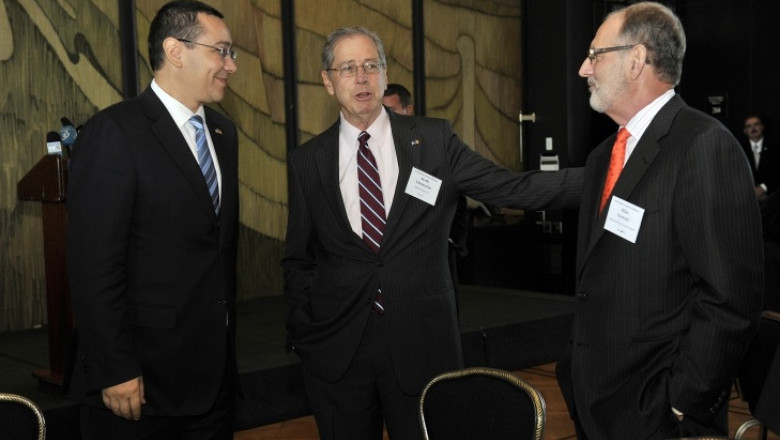 CORESPONDENTA DIN SUA. Fostul ambasador Mark Gitenstein a participat la intalnirea lui Victor Ponta cu petrolistii texani Imagine