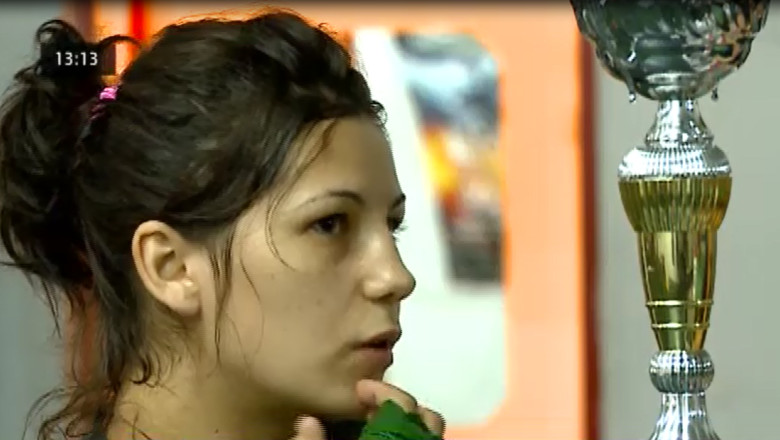 Corina Carlescu a pierdut centura europeana la box din lipsa de sponsor. Antrenorul Mihai Constantin: „Sunt foarte dezamagit” Imagine