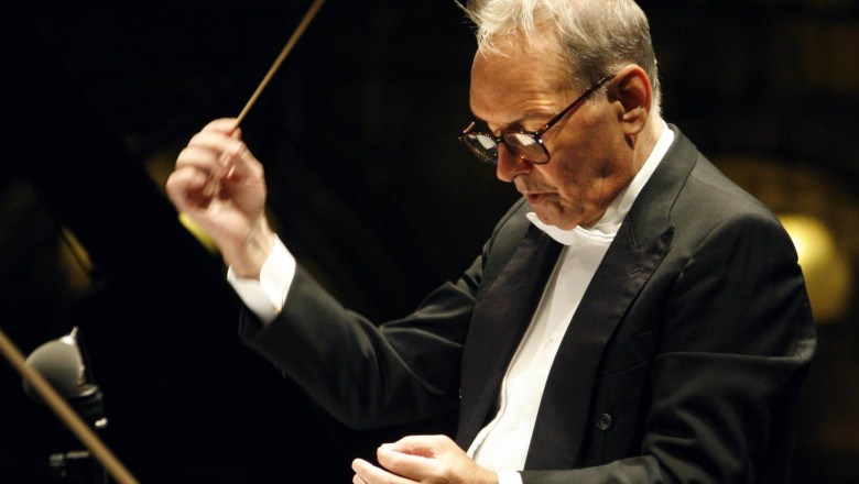 Corul Filarmonicii din Oradea va concerta alaturi de Ennio Morricone pe marile scene ale Europei Imagine