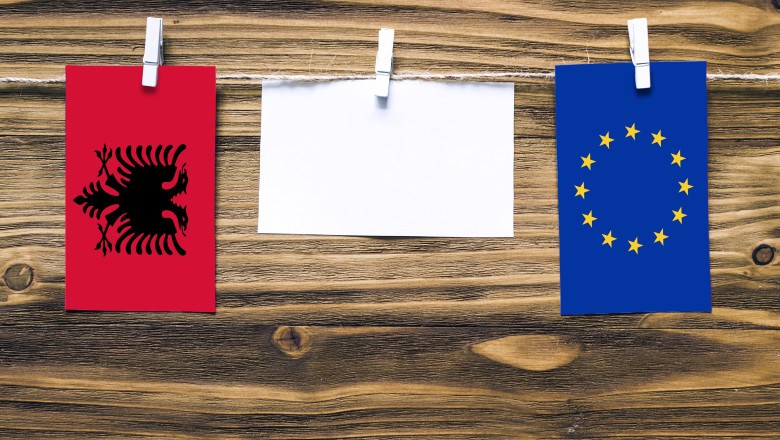 Coruptia albaneza si inteligenta artificiala sau cum foloseste Tirana tehnologia pentru integrarea in UE. Care sunt riscurile Imagine