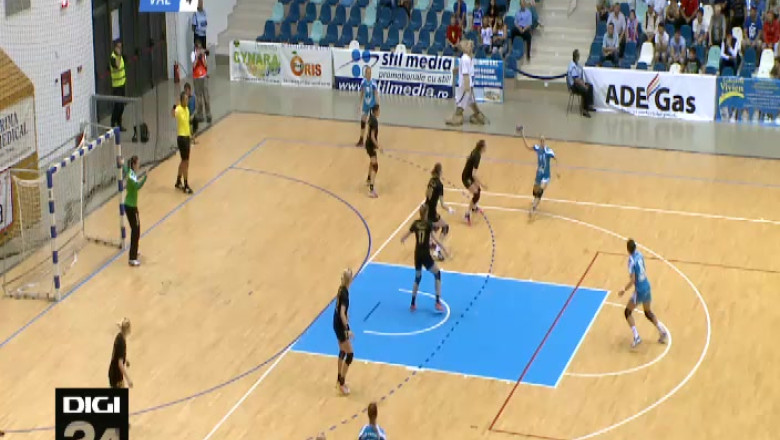 Craiova s-a impus in derby-ul Olteniei. SCM Craiova - HCM Rm. Valcea, 24 - 18 Imagine