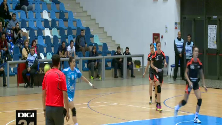 Craiovencele vor pe podium si cu Nationala. Trei handbaliste au fost chemate la lot de Gheorghe Tadici Imagine