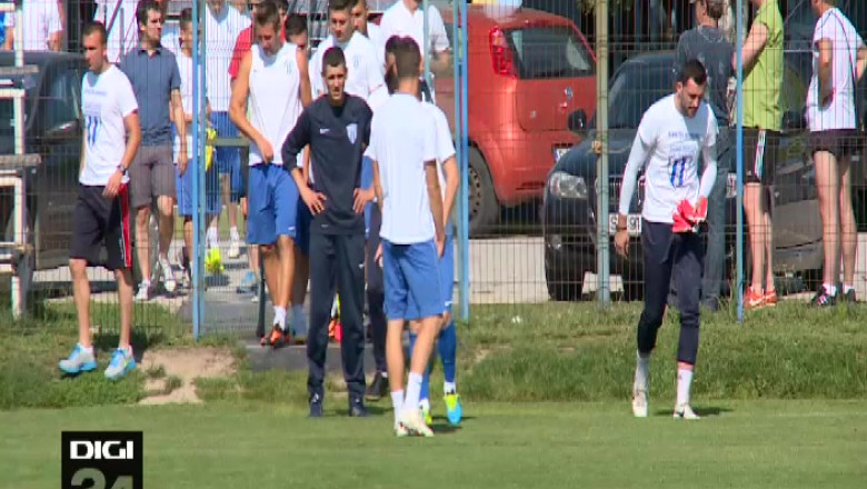 Craiovenii au avut probleme la decolare. Patru ore a asteptat delegatia CSU Craiova pe aeroportul Otopeni Imagine