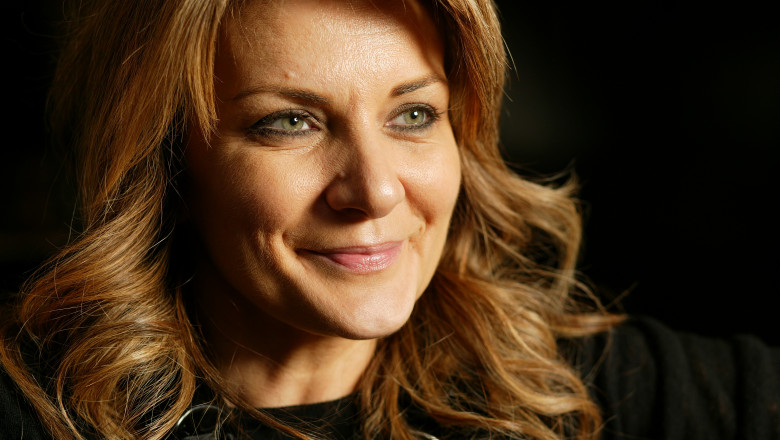 Creatoarea de moda Irina Schrotter si sotul acesteia, citati la DIICOT intr-un dosar de spalare de bani si evaziune fiscala Imagine