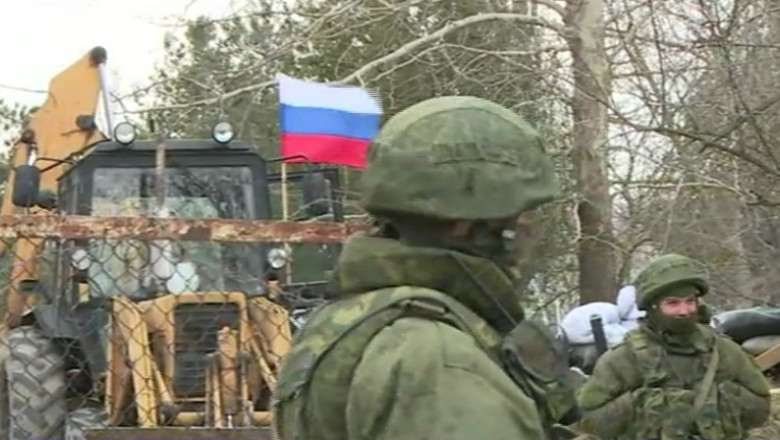 Crimeea, ziua intai dupa alipire. Tensiunile continua in peninsula, dar si la Kiev Imagine