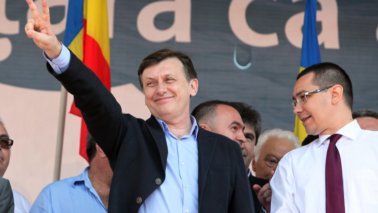Crin Antonescu, avertizat de mai multi membri PSD ca nu va mai fi sustinut in campania prezidentiala Imagine