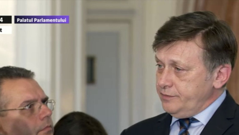 Crin Antonescu neaga ca i-ar fi propus lui Guy Verhofstadt sa o nominalizeze pe Adina Valean la functia de vicepresedinte al PE Imagine