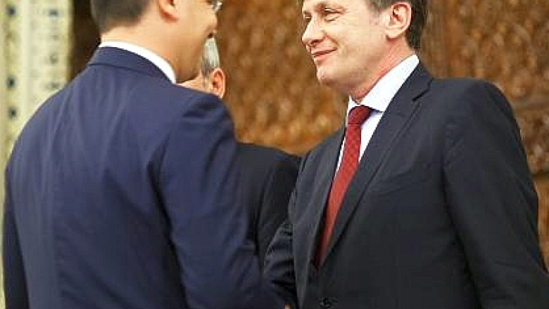 Crin Antonescu nu exclude o eventuala candidatura a lui Victor Ponta la presedintie in 2014. „Intr-un an de zile se pot intampla multe” Imagine