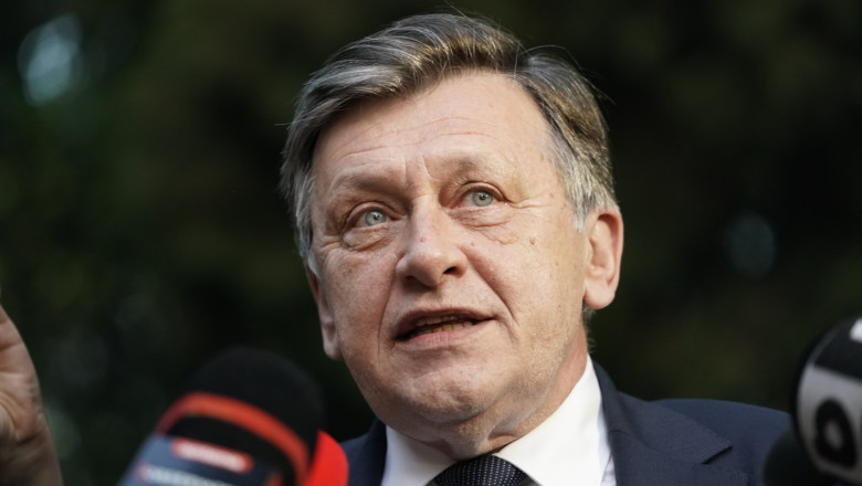 Crin Antonescu, pe Facebook: „Daca voturile PSD veneau spre mine, insemnau stagnare si «sistem». Daca ar merge la Dan, ar fi bune” Imagine