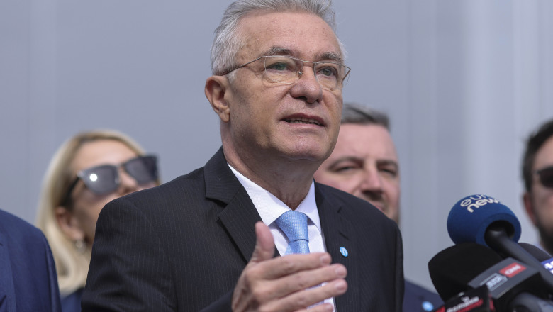 Cristian Diaconescu si-a depus candidatura independenta la prezidentiale Imagine