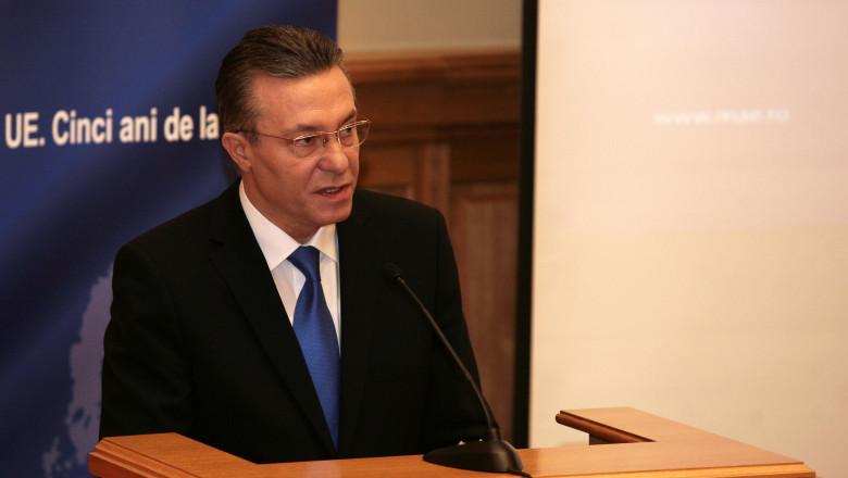 Cristian Diaconescu: Voi candida ca independent la presedintie, nu voi mai fi membru al PMP. Elena Udrea: Regret aceste decizii. A fost doar propus, nu si votat Imagine