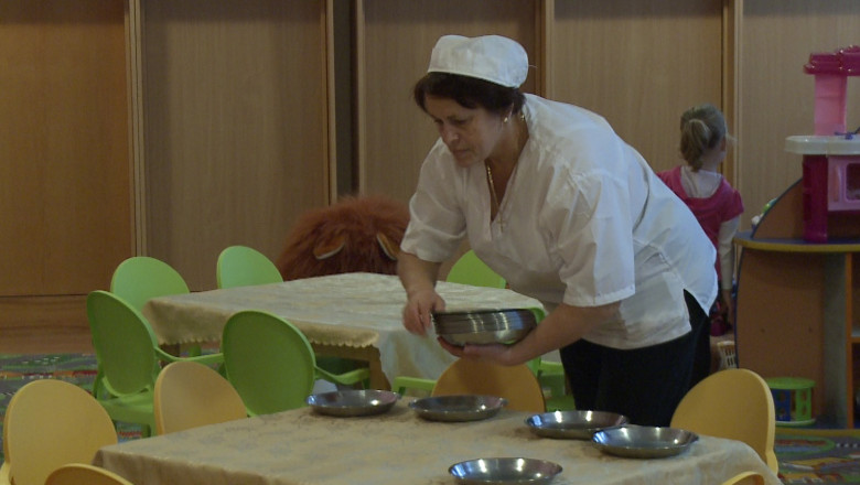 Criza de ingrijitoare la gradinite. Educatoarele sunt nevoite sa suplineasca personalul care lipseste Imagine