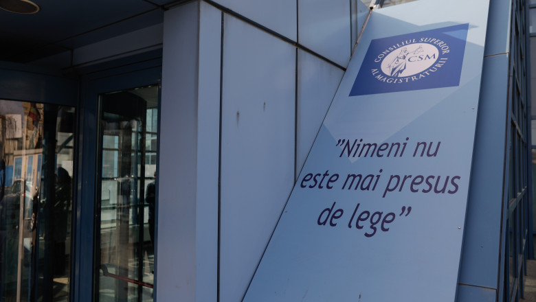 CSM, dupa ce deputatii au decis pensionarea magistratilor la 65 de ani: „Modificarile sunt in contradictie cu independenta justitiei” Imagine