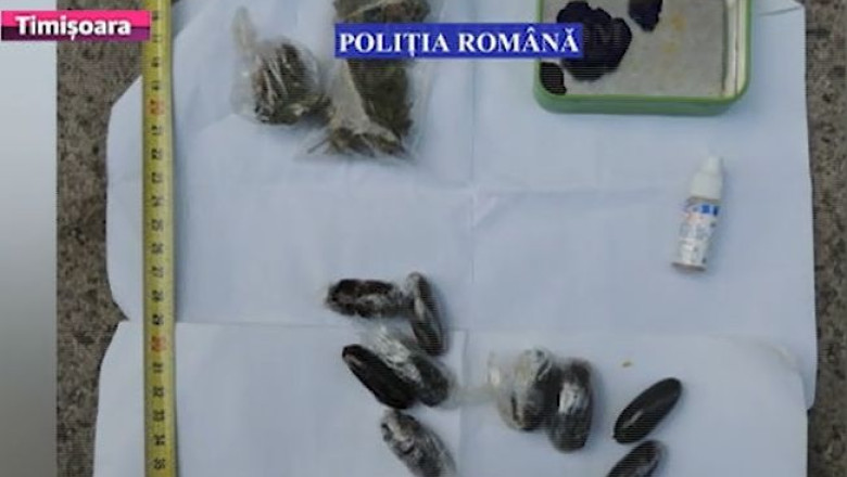 Cu drogurile pe taraba. Trei cetateni francezi, retinuti: ar fi vandute stupefiante la un festival  Imagine