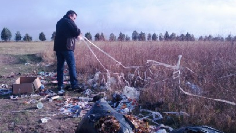 Cu mancarea la gunoi. Fiecare roman produce anual 10 tone de deseuri Imagine
