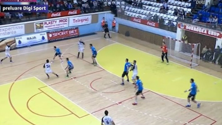 Cu un pas in Final Four. Poli a castigat pe terenul lui HCM Constanta cu 28-26 Imagine