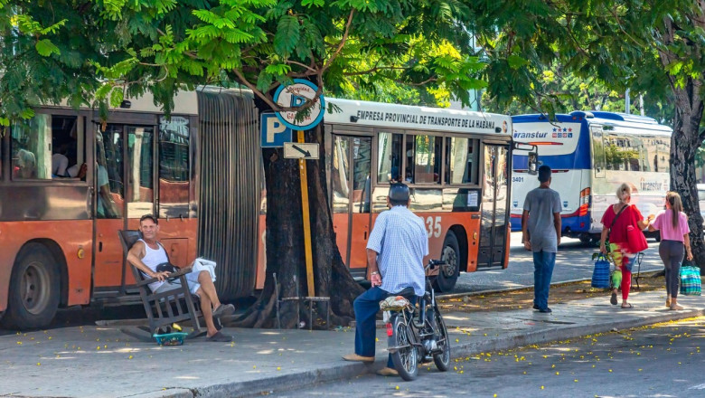 Cuba comunista nu-si mai permite sa creasca preturile din cauza saraciei. Planul guvernului a fost amanat Imagine