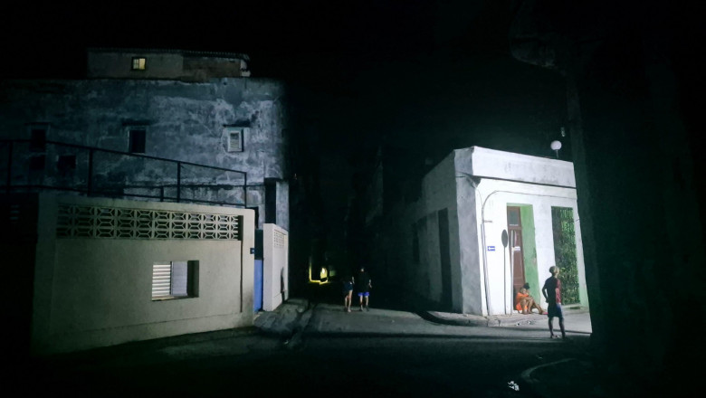 Cuba, din nou in pana de curent. Reteaua electrica s-a prabusit in urma unei avarii la o centrala Imagine