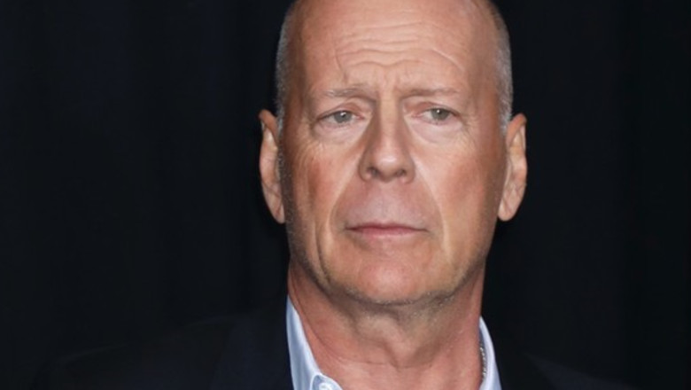 Cum a ajuns imaginea lui Bruce Willis sa fie folosita intr-o poveste cu o banca ruseasca si datorii de 900 milioane de dolari Imagine