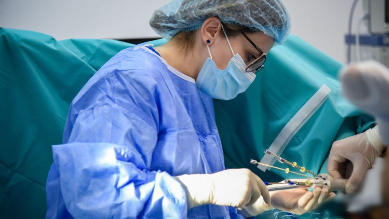 Cum a fost tratata o femeie cu o afectiune grava Imagine