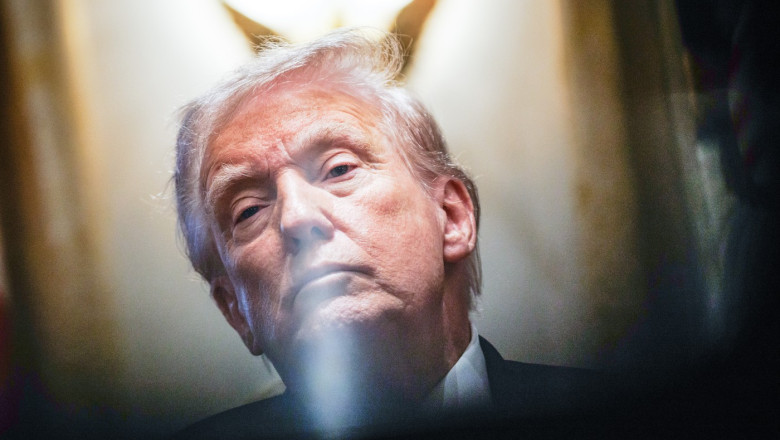 Cum a rasturnat Trump diplomatia clasica pentru a forta un acord de incheiere a razboiului dintre Hamas si Israel Imagine