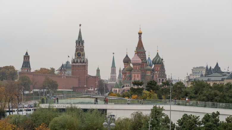 Cum ajuta UE si SUA masinaria de razboi a lui Vladimir Putin: miliarde de euro sunt pompate in economia Rusiei Imagine