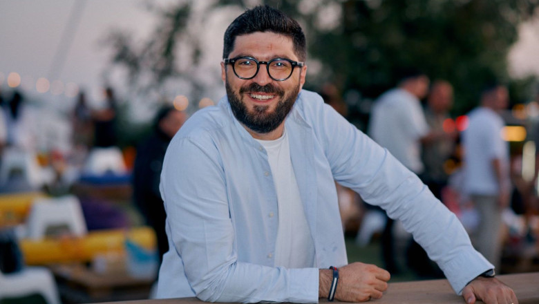 Cum alegem vinul pentru masa de Paste, cu un campion mondial la degustare in orb. Valentin Ceafalau: „Vinul sa nu domine preparatul” Imagine