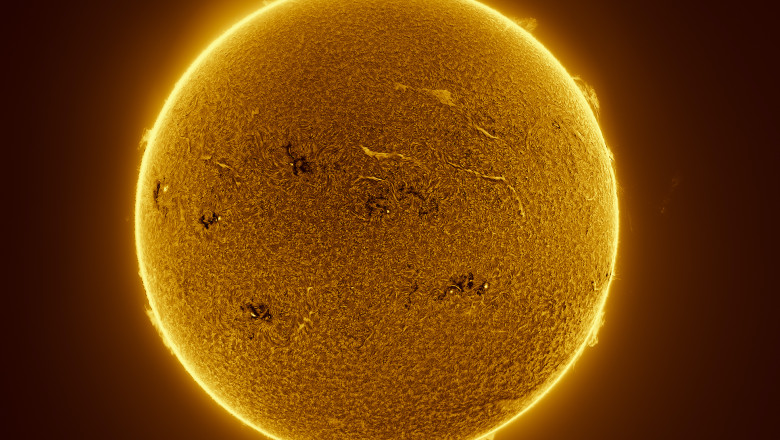 Cum arata eruptiile solare care au provocat aurora boreala in Romania. Imagini spectaculoase surprinse de un fotograf portughez Imagine