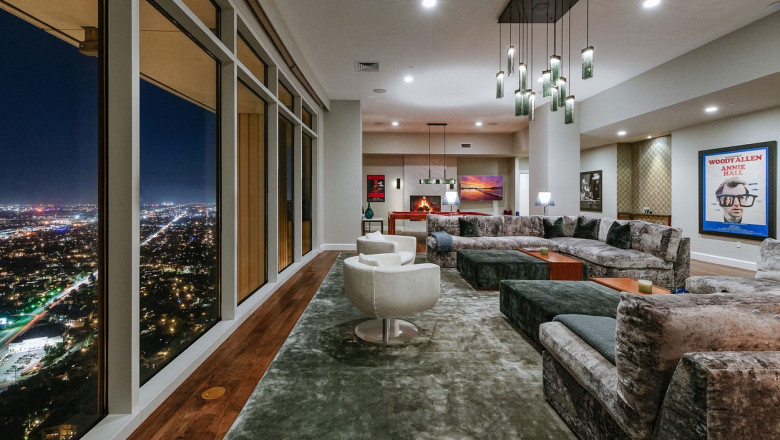 Cum arata la interior apartamentul de 21 milioane $ cumparat de Rihanna, in care a locuit Matthew Perry din „Friends” Imagine