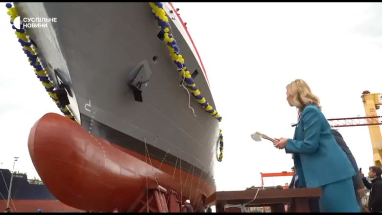 Cum arata prima corveta ucraineana construita de turci. Va fi noua nava amiral a Ucrainei. Sotia lui Zelenski a lansat vasul la apa Imagine