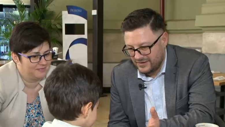 Cum arata viata cu o boala care afecteaza 1 din 15.000 de copii: „Orice moment in care isi depaseste conditia e un moment fericit” Imagine