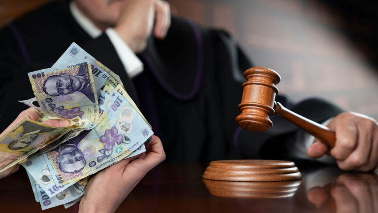 Cum au ajuns pensiile speciale napasta Romaniei. Parintele lor, Valeriu Stoica, regreta ca le-a „dat nastere” in 1997 Imagine