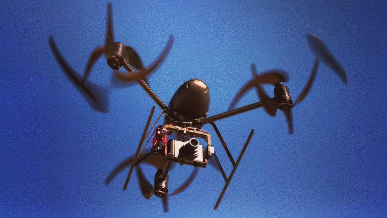 Cum au devenit dronele cu inteligenta artificiala „noii politisti” ai SUA: „Ofera sanse mai mari de a identifica suspectii” Imagine