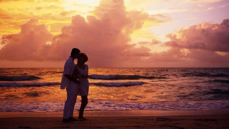 Cum impresionezi o femeie din Romania. Cele 10 sfaturi primite de straini Imagine