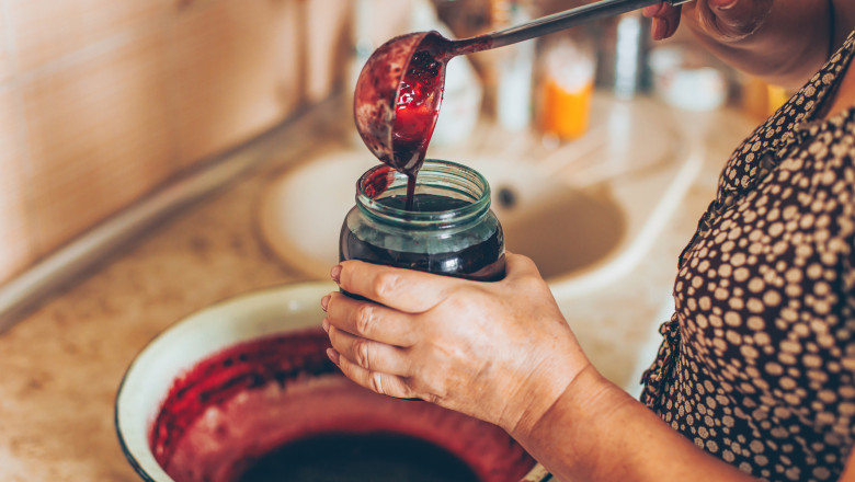 Cum influenteaza gemul facut de bunica in casa raportarile financiare ale Romaniei. Explicatia sefului ANAF Imagine