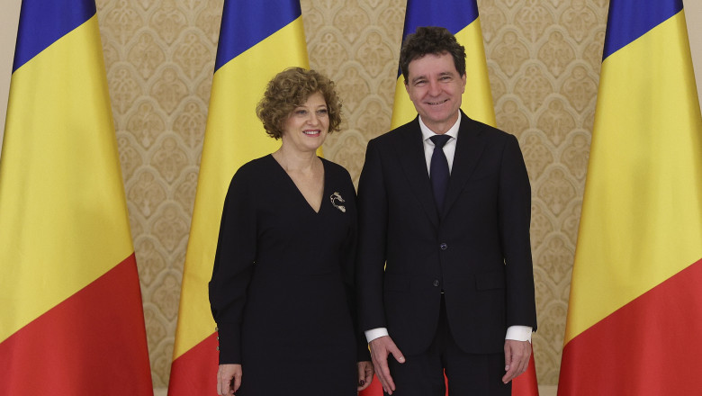 Cum l-a cunoscut vicepremierul Oana Gheorghiu pe Nicusor Dan. „E un tip foarte de gasca, special si cu un umor fabulos. Lumea nu stie” Imagine