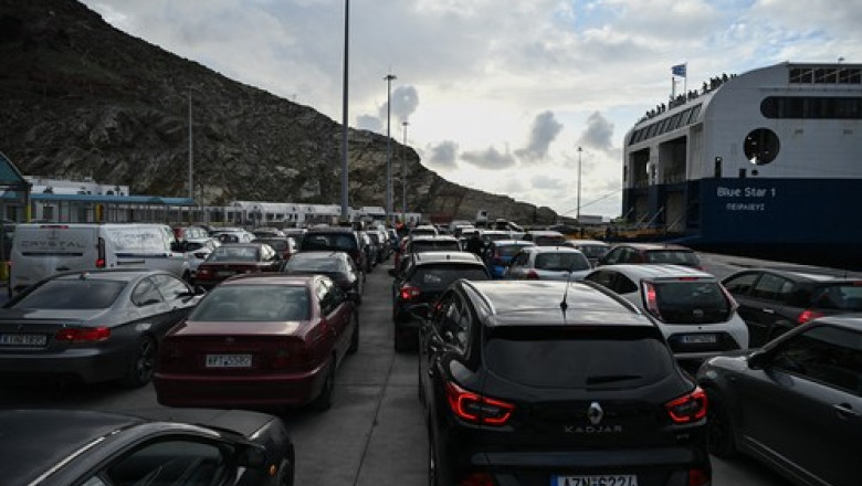 Cum le-a fost furata masina unor turisti romani in Grecia. „Au intrat peste noi cand dormeam!” Imagine