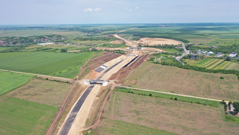 Cum merg lucrarile la "Autostrada Ford": In cel mai bun caz, la finalul anului se va circula pe jumatate Imagine