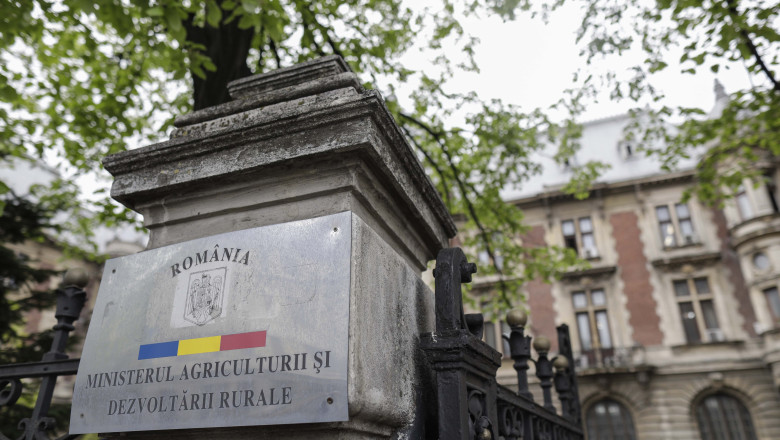 Cum mimeaza politicienii reforme de ochii lumii: sefii din Agricultura blocheaza reorganizarea propriei institutii Imagine